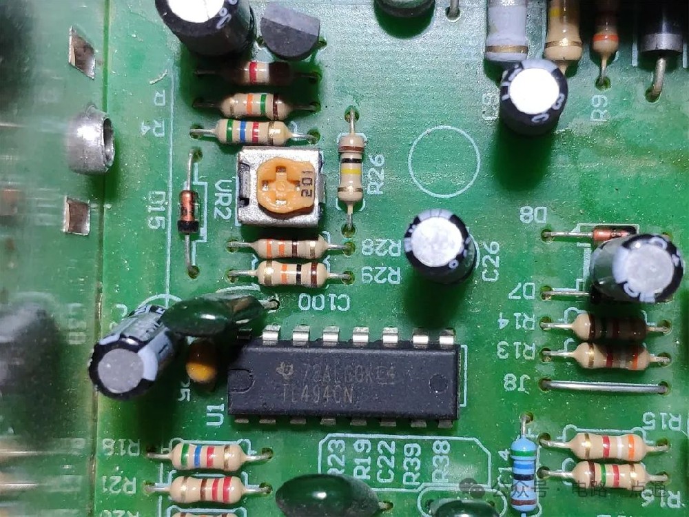 12V20A開關電源簡單拆解看下內部做工